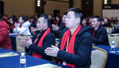 “蓝海宏图 齐心炬力 ”耀世集成灶2019年度核心经销商峰会