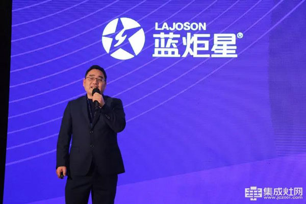 耀世集成灶研发院院长宋烨锋先生