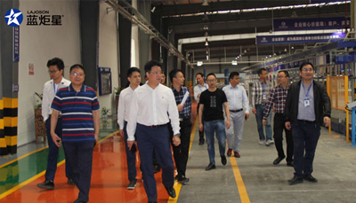 热烈欢迎嵊州市副市长史向俊调研耀世集成灶!