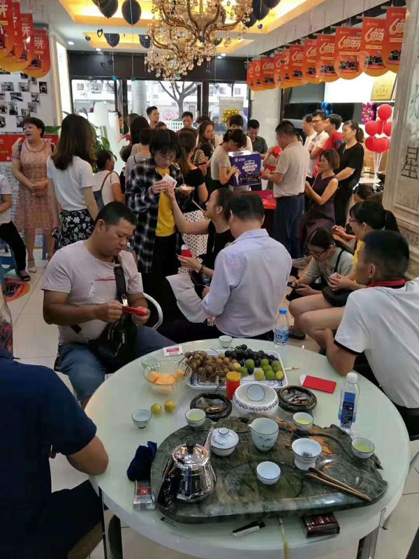耀世集成灶漳州周年庆落地68单！