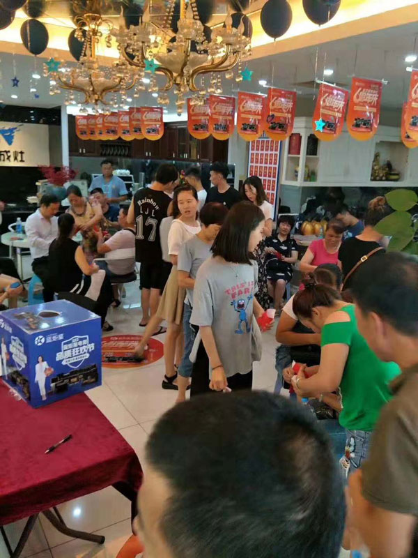 耀世集成灶漳州周年庆落地68单！